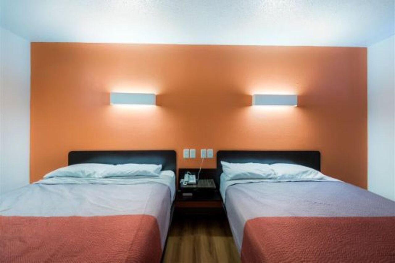 Red Roof Inn Финдли Экстерьер фото